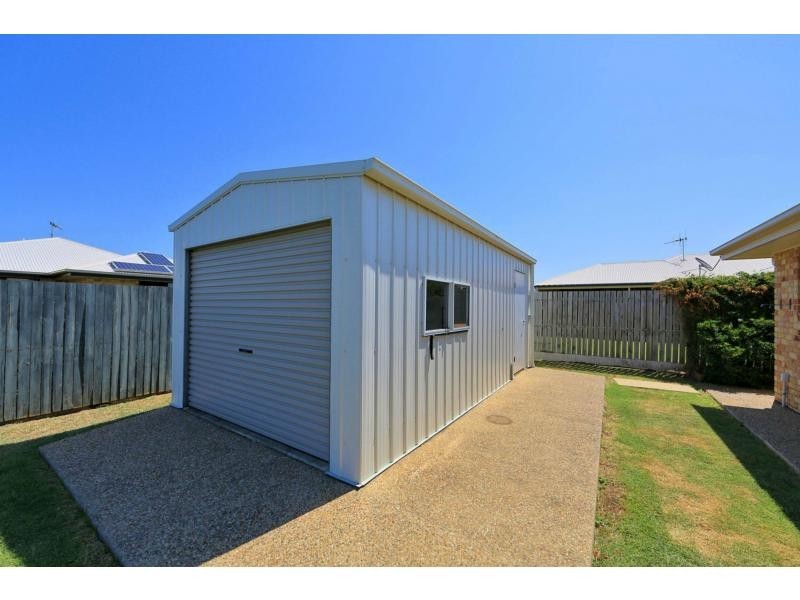 9 Wearing Road, Bargara QLD 4670