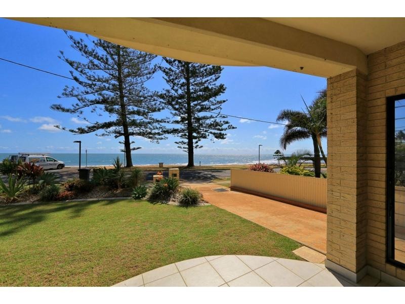 2/81 Esplanade, Bargara QLD 4670