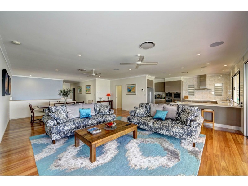 56 Corser Street, Burnett Heads QLD 4670