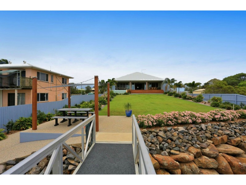 56 Corser Street, Burnett Heads QLD 4670