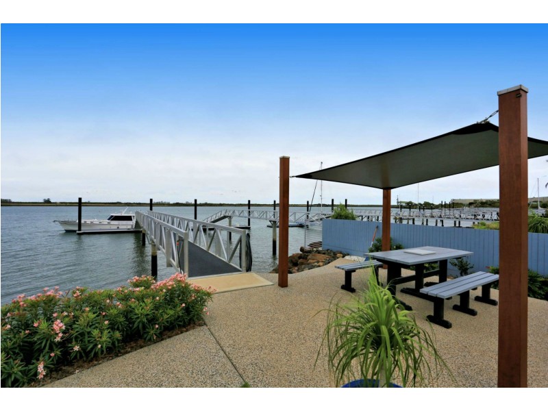 56 Corser Street, Burnett Heads QLD 4670