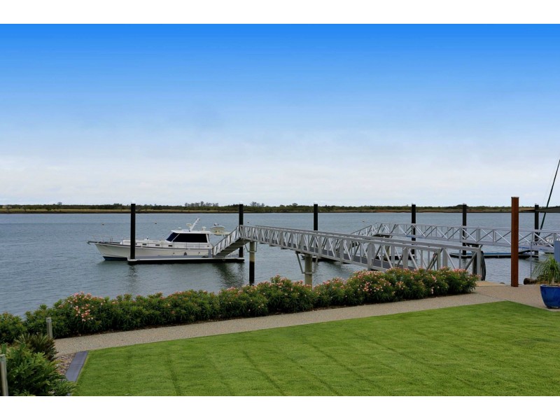 56 Corser Street, Burnett Heads QLD 4670