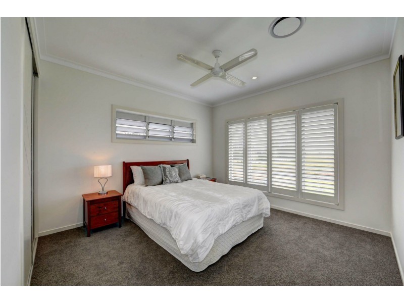 56 Corser Street, Burnett Heads QLD 4670