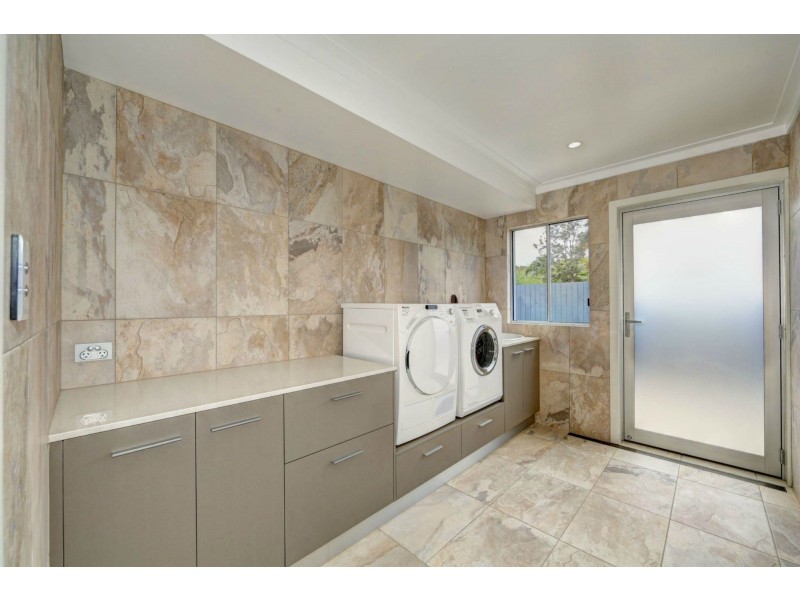 56 Corser Street, Burnett Heads QLD 4670