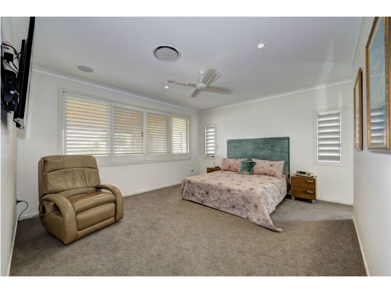 56 Corser Street, Burnett Heads QLD 4670