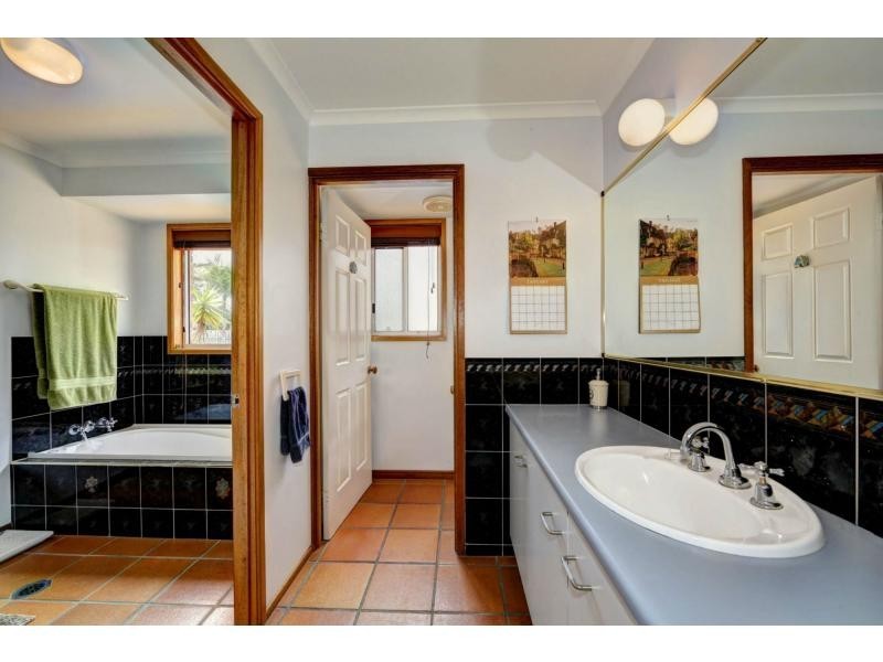 140 Davidson Street, Bargara QLD 4670