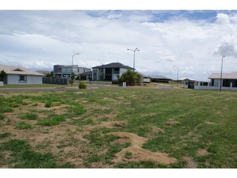 18 Fierro Drive, Bargara QLD 4670