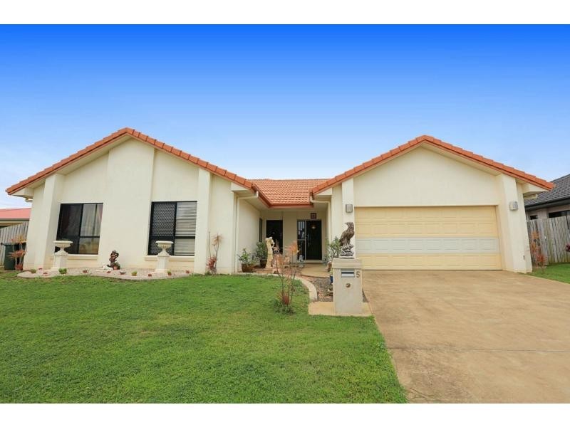5 Sams Place, Coral Cove QLD 4670