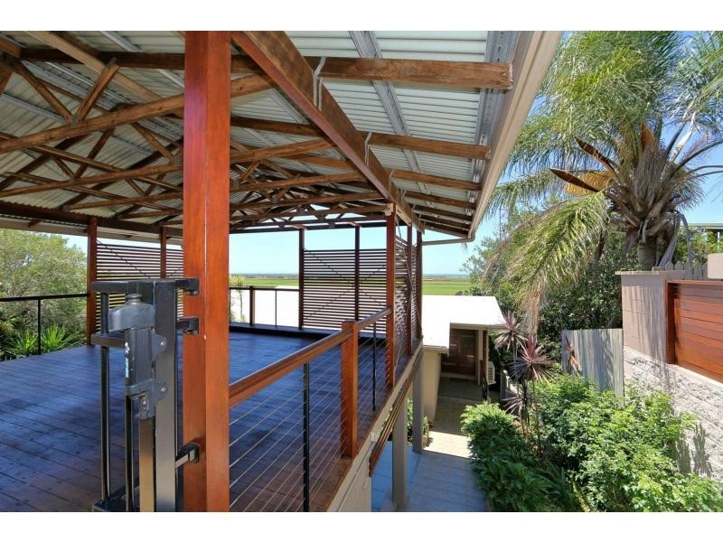 43 Rehbein Avenue, Qunaba QLD 4670