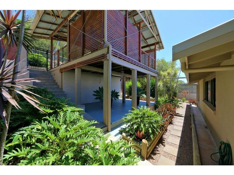43 Rehbein Avenue, Qunaba QLD 4670