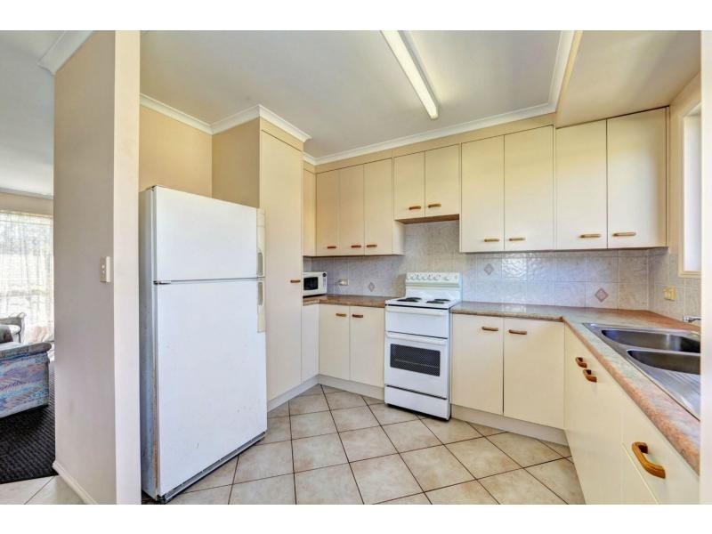 7 Elworthy Street, Bargara QLD 4670