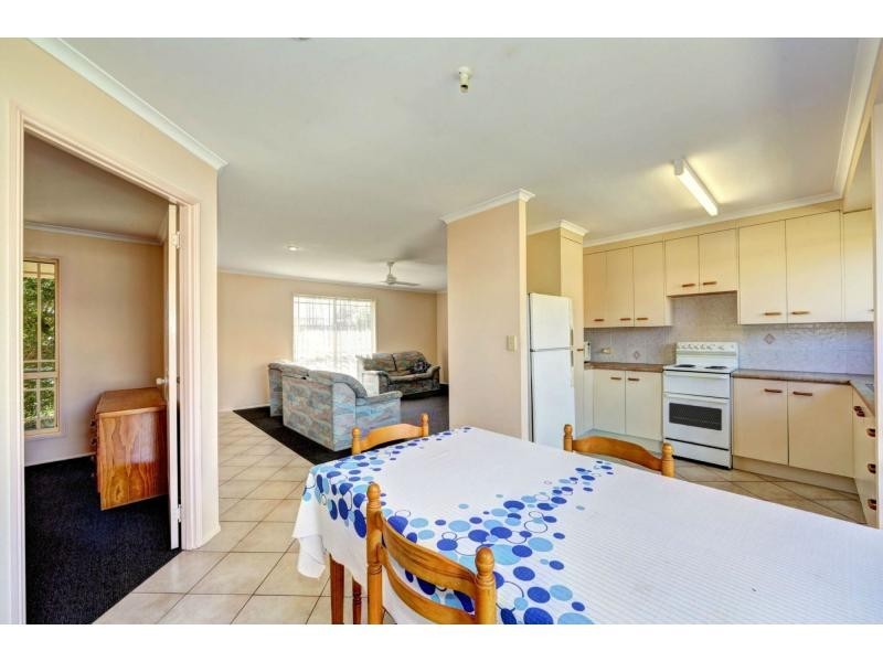 7 Elworthy Street, Bargara QLD 4670