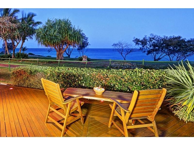 152 Barolin Esplanade, Coral Cove QLD 4670