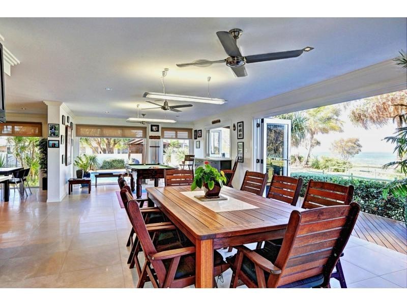 152 Barolin Esplanade, Coral Cove QLD 4670