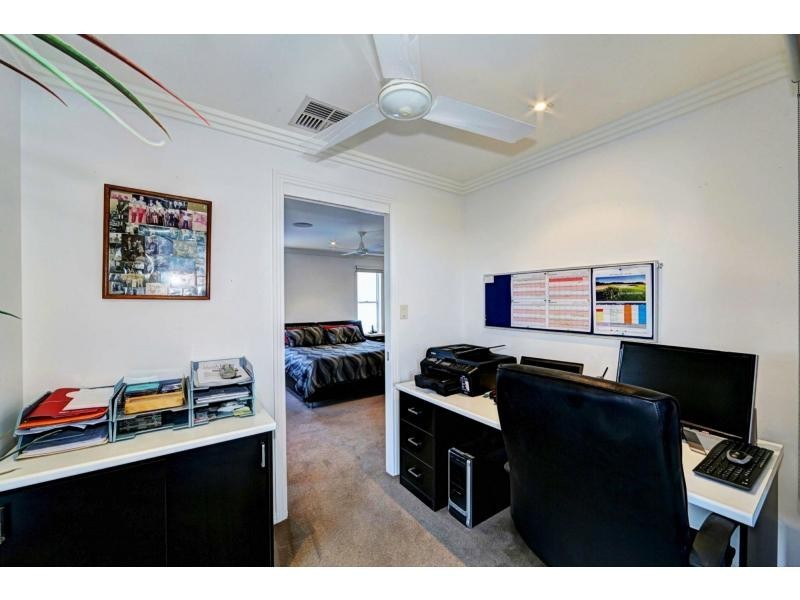 152 Barolin Esplanade, Coral Cove QLD 4670