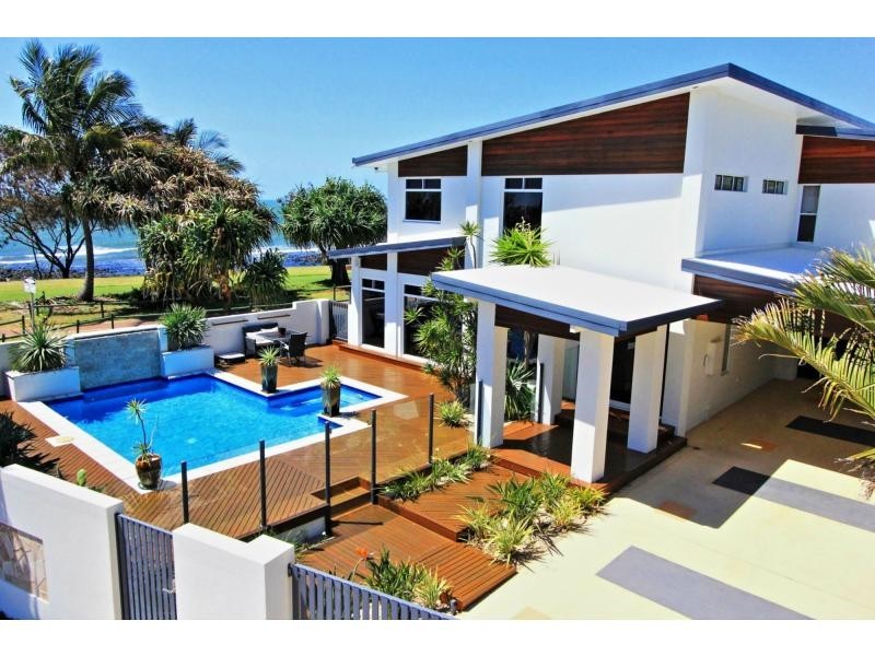 152 Barolin Esplanade, Coral Cove QLD 4670