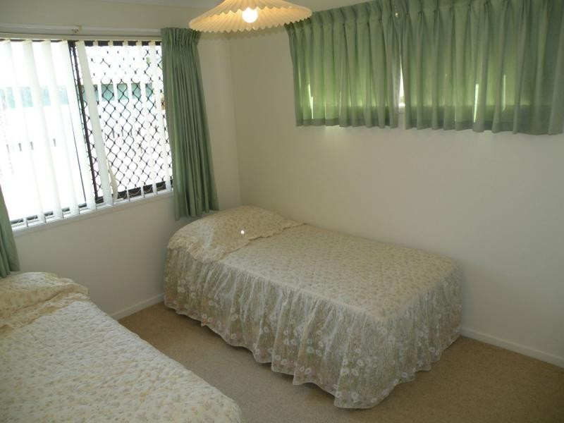 2/19 Grimwood Street, Bargara QLD 4670