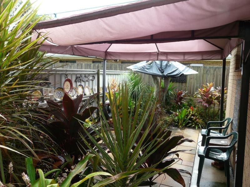 1, 2, 3/20 Croft Street, Bargara QLD 4670