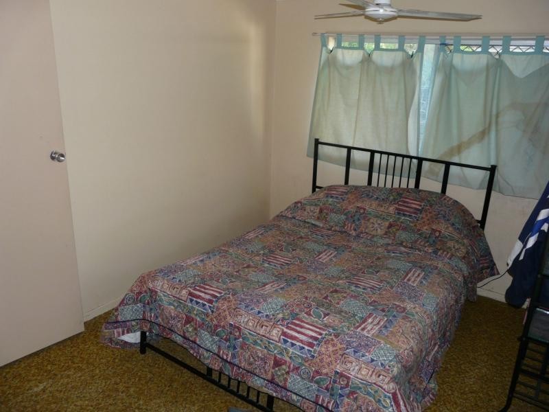 1, 2, 3/20 Croft Street, Bargara QLD 4670