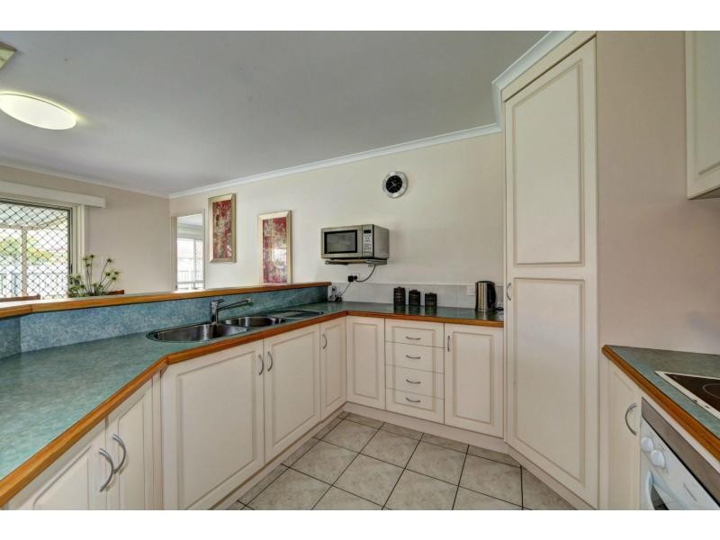 7 Birdwood Crescent, Bargara QLD 4670