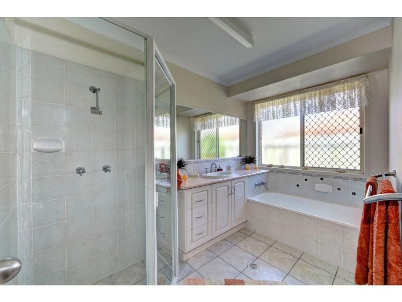 7 Birdwood Crescent, Bargara QLD 4670