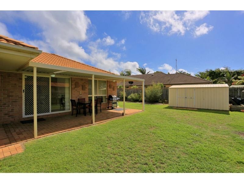 7 Birdwood Crescent, Bargara QLD 4670
