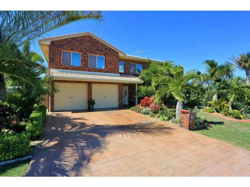 14 Shoreline Crescent, Bargara QLD 4670