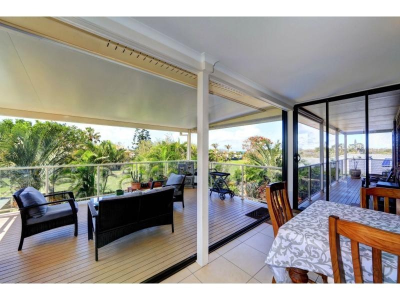14 Shoreline Crescent, Bargara QLD 4670