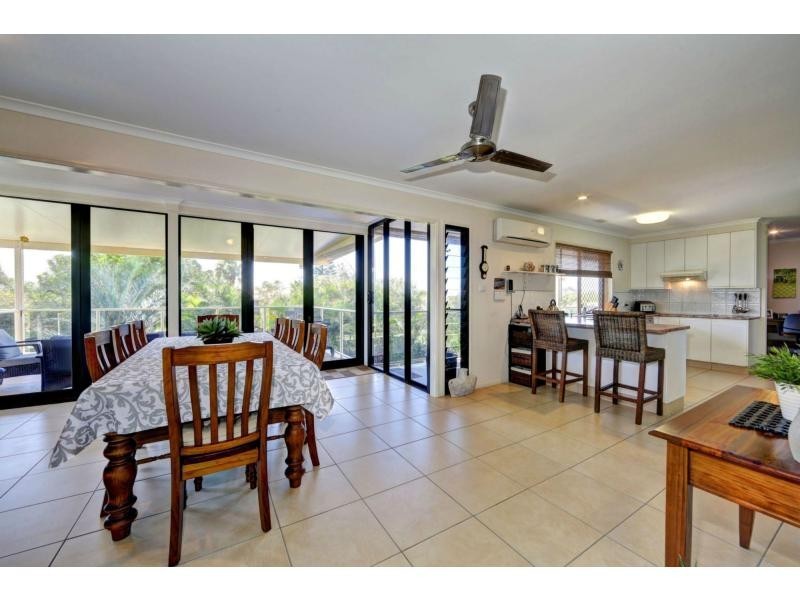 14 Shoreline Crescent, Bargara QLD 4670
