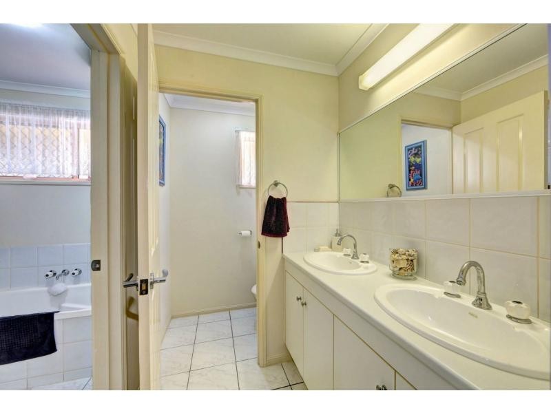 14 Shoreline Crescent, Bargara QLD 4670