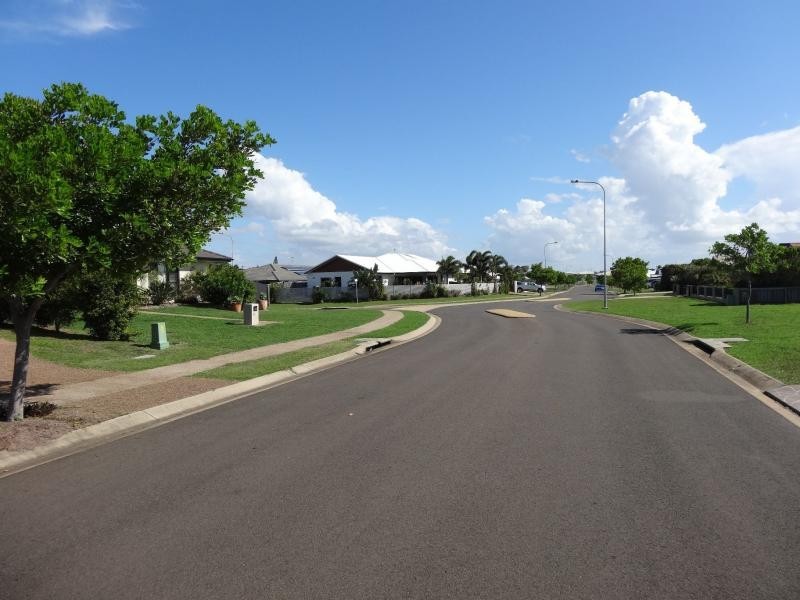 20 Breeze Drive, Bargara QLD 4670