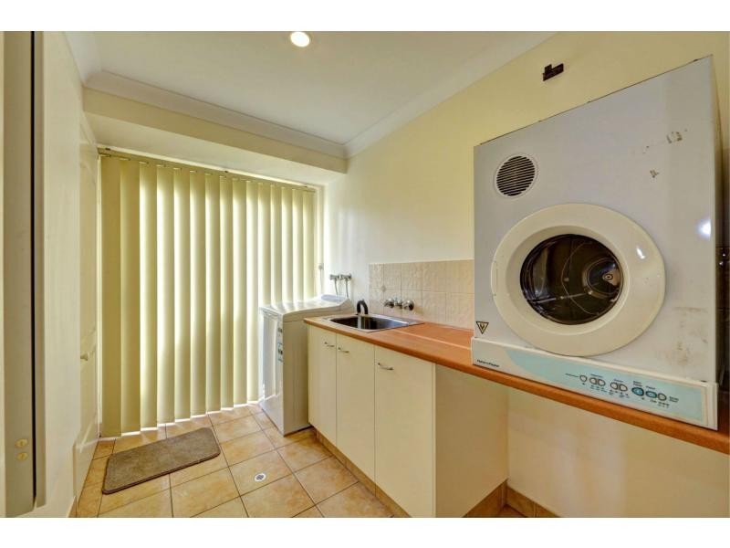 10 Birdwood Crescent, Bargara QLD 4670