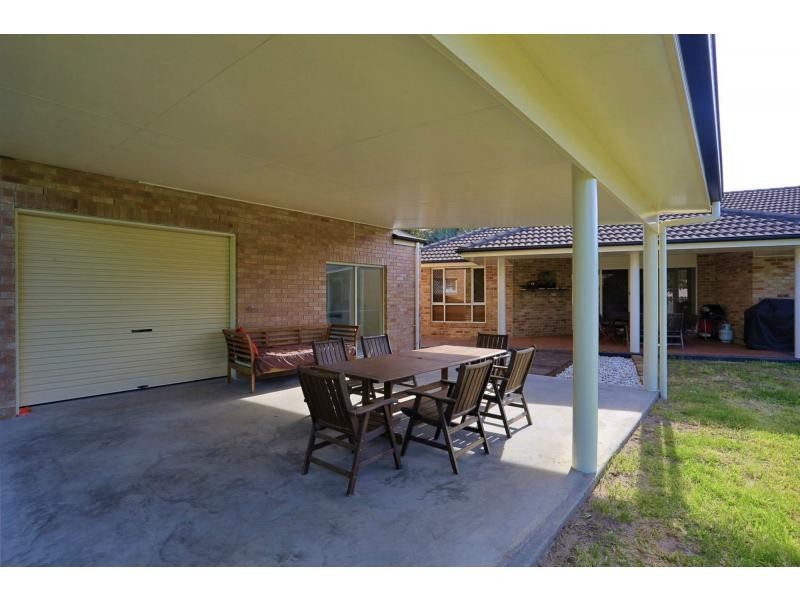 10 Birdwood Crescent, Bargara QLD 4670