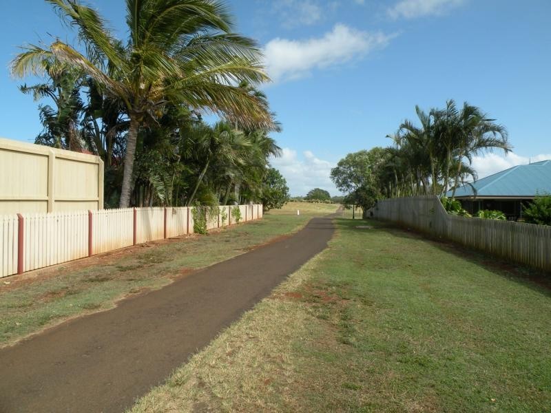 9 Janet Court, Coral Cove QLD 4670