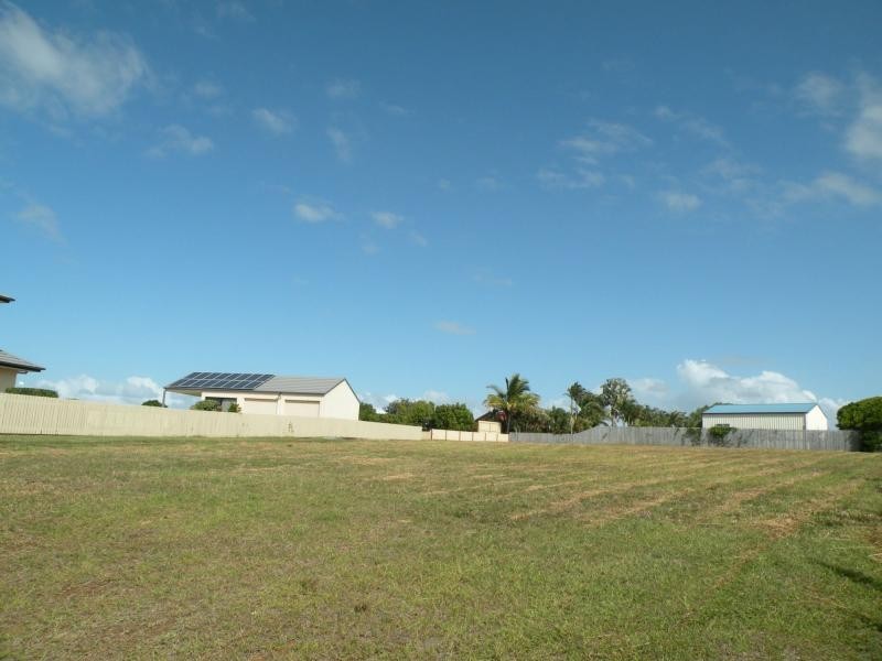 9 Janet Court, Coral Cove QLD 4670