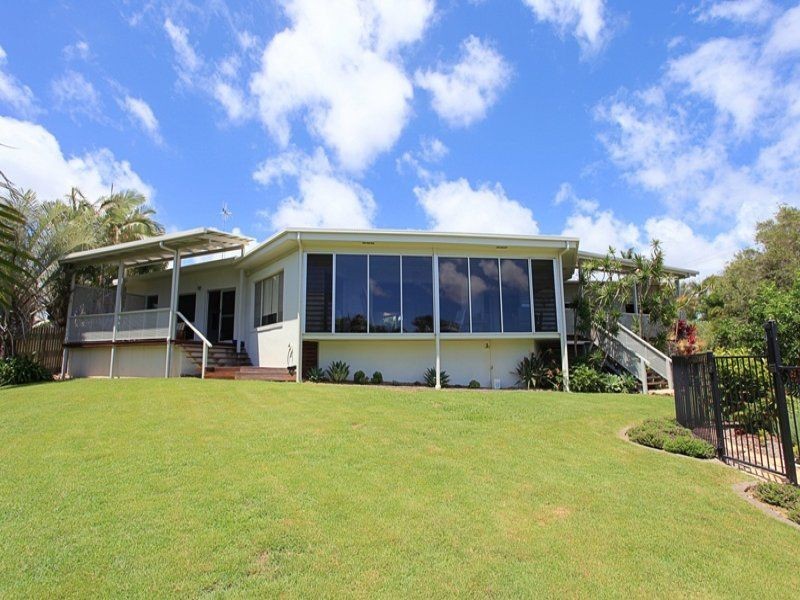 1 Anthony’s Rest Street, Qunaba QLD 4670