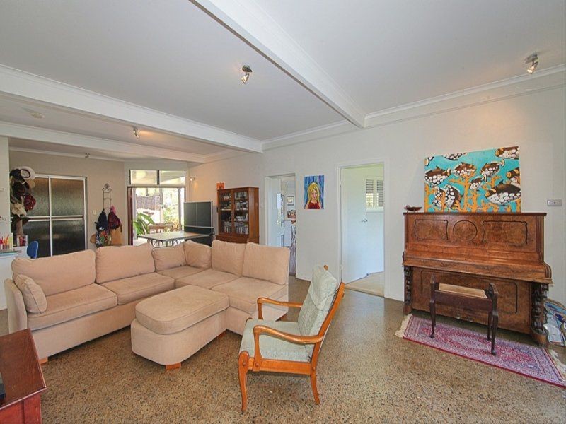 1 Anthony’s Rest Street, Qunaba QLD 4670