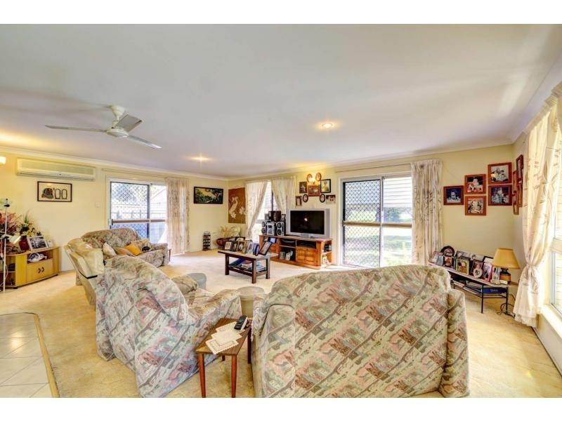 21 Fairway Drive, Bargara QLD 4670