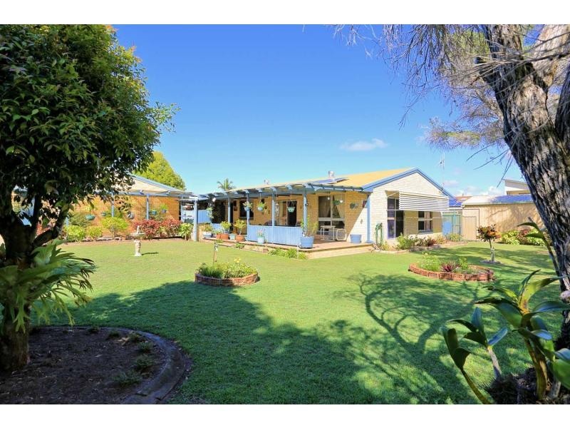 21 Fairway Drive, Bargara QLD 4670