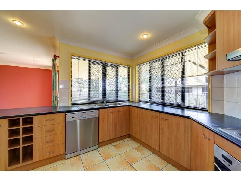 225 Barolin Esplanade, Coral Cove QLD 4670