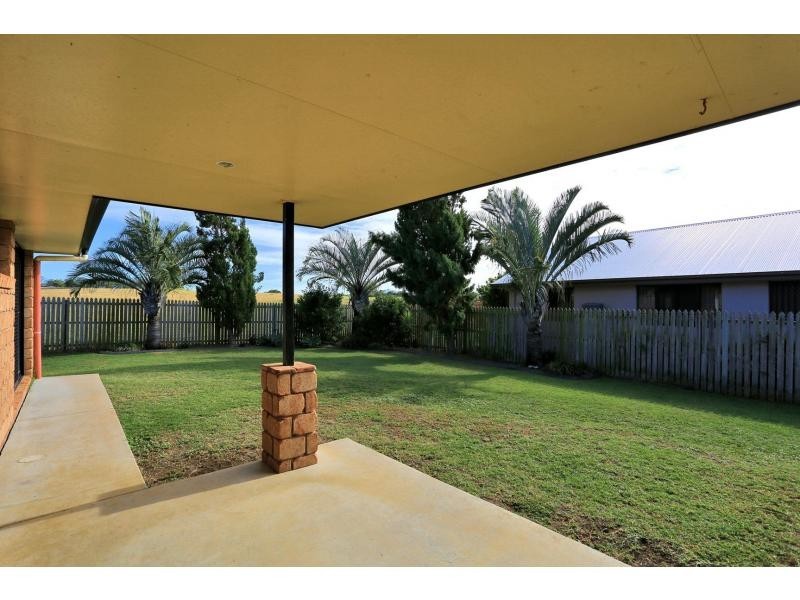 225 Barolin Esplanade, Coral Cove QLD 4670