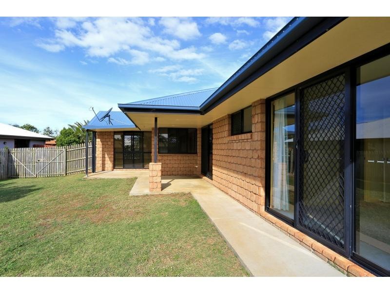 225 Barolin Esplanade, Coral Cove QLD 4670
