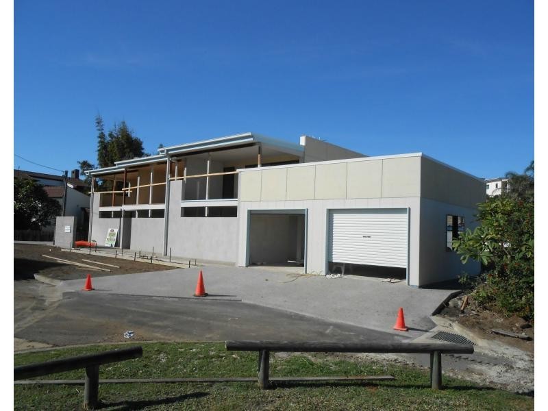 Unit 2/132 Everdell Street, Bargara QLD 4670