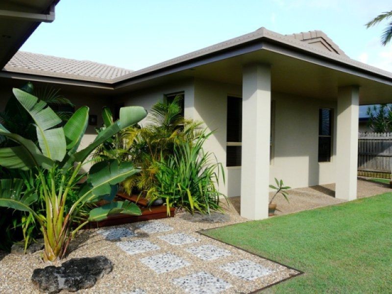 102 Davidson Street, Bargara QLD 4670
