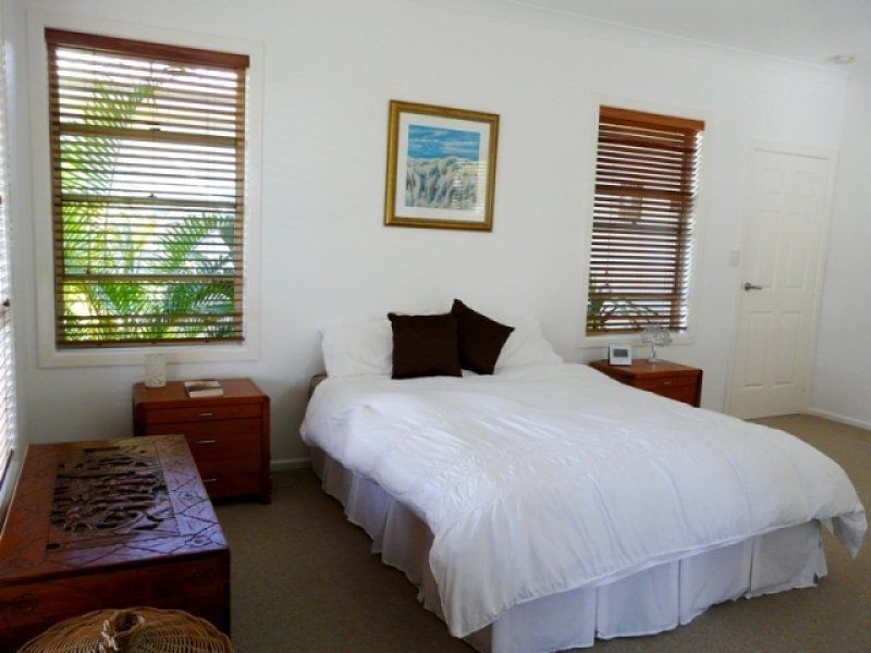 102 Davidson Street, Bargara QLD 4670