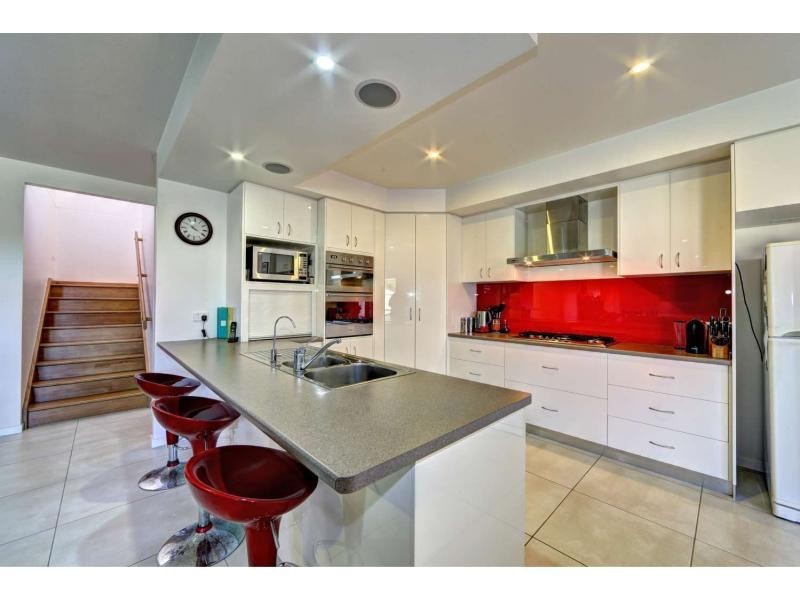 11 Breeze Drive, Bargara QLD 4670