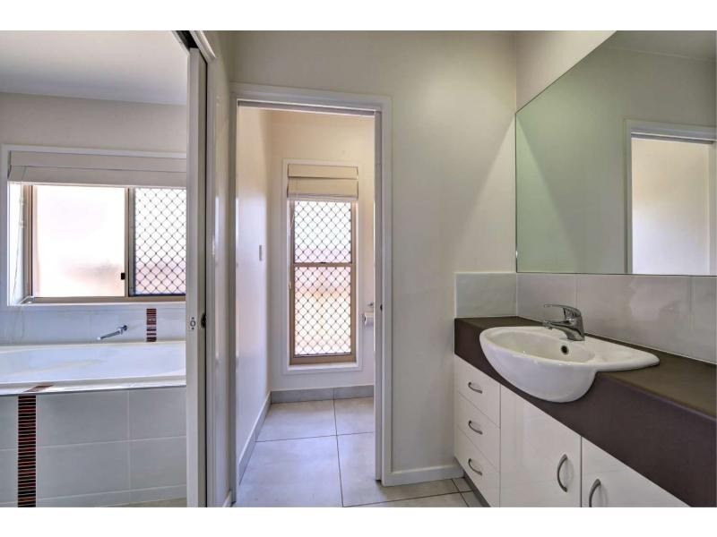 11 Breeze Drive, Bargara QLD 4670