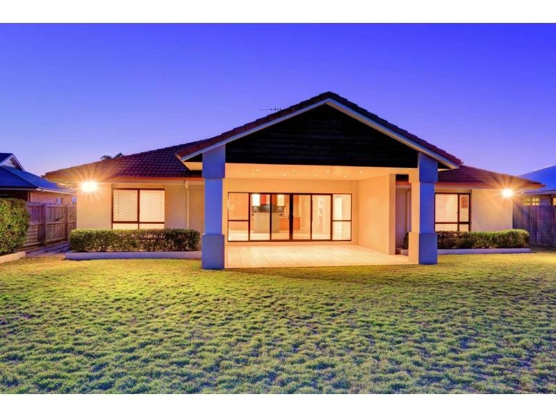 3 Andy Kemp Place, Bargara QLD 4670