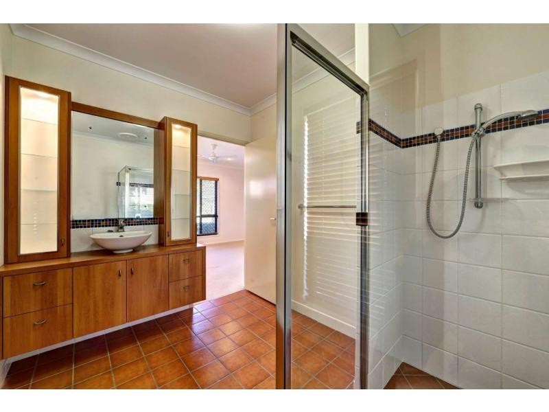3 Andy Kemp Place, Bargara QLD 4670