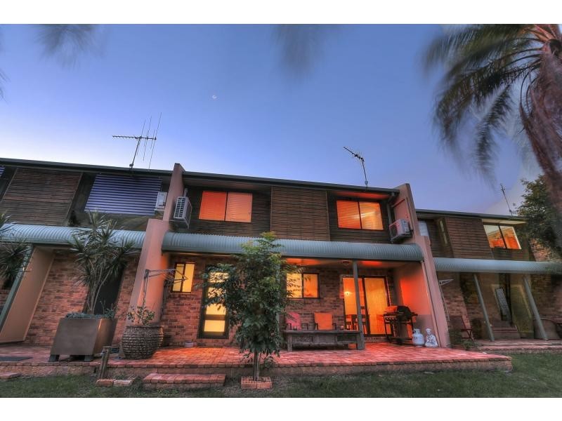 3/2A Tanner Street, Bargara, Bargara QLD 4670
